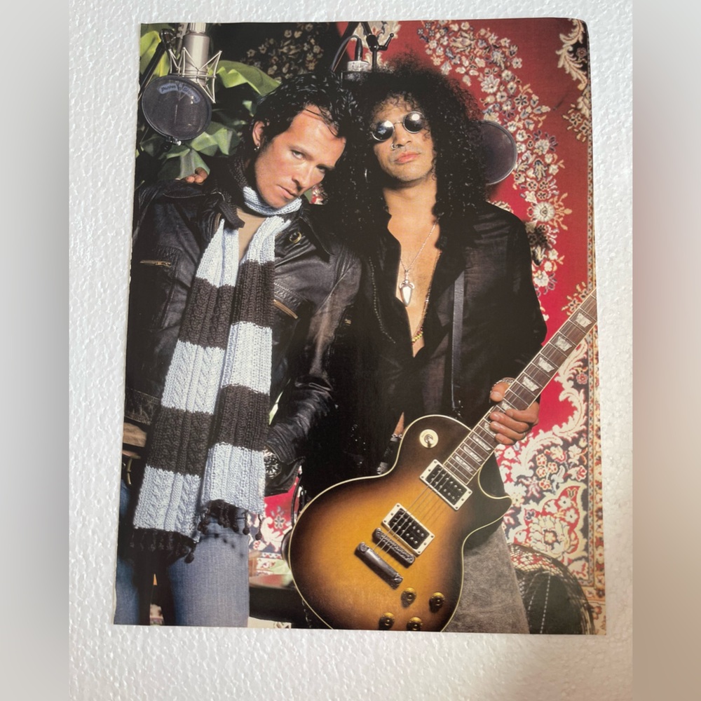 Velvet Revolvers Scott Weiland and Slash pinup